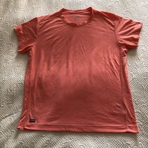 COLUMBIA short sleeve shirt